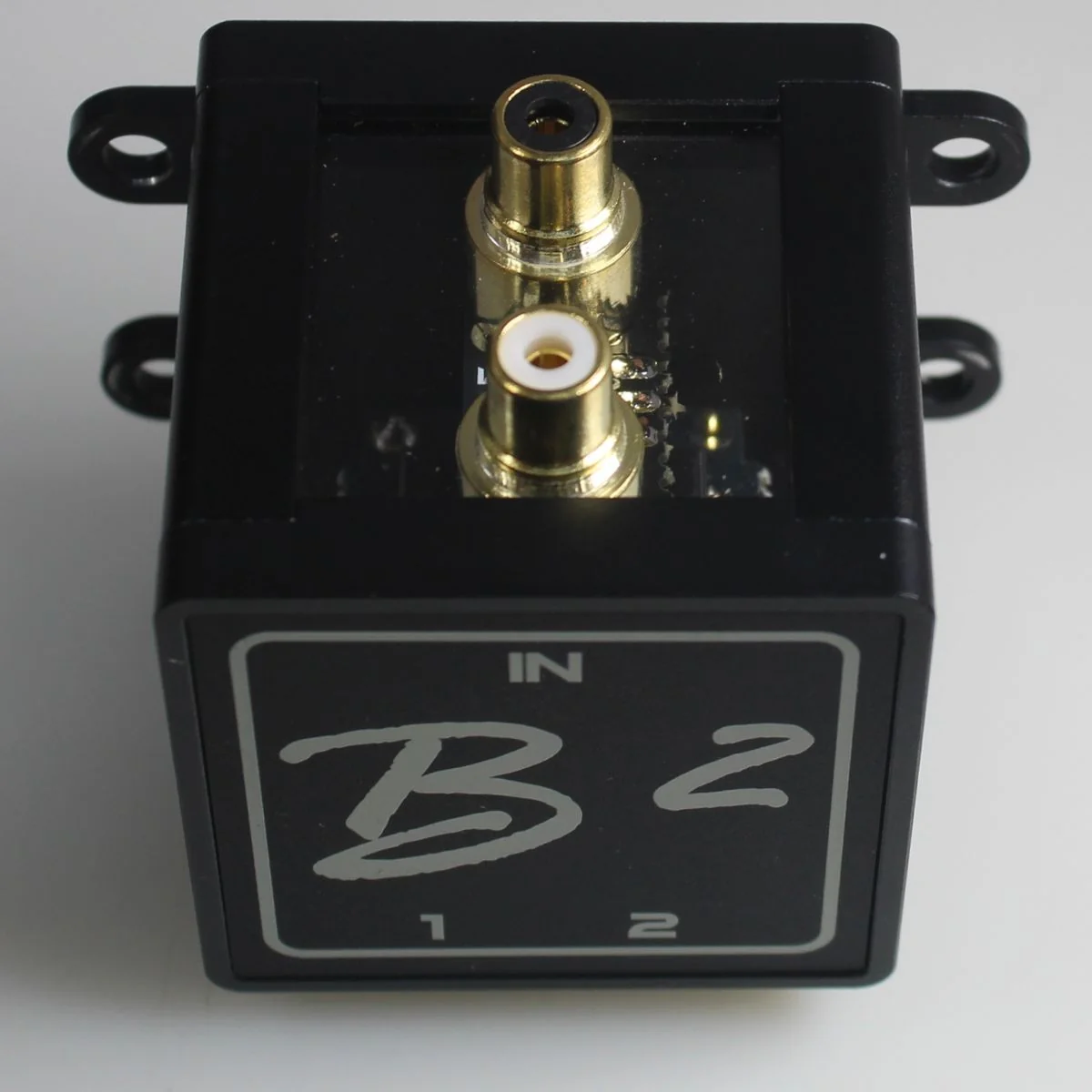 B2 Audio 1-to-2 Pair Cockbox RCA Splitter Distribution Block OPEN BOX - Image 3