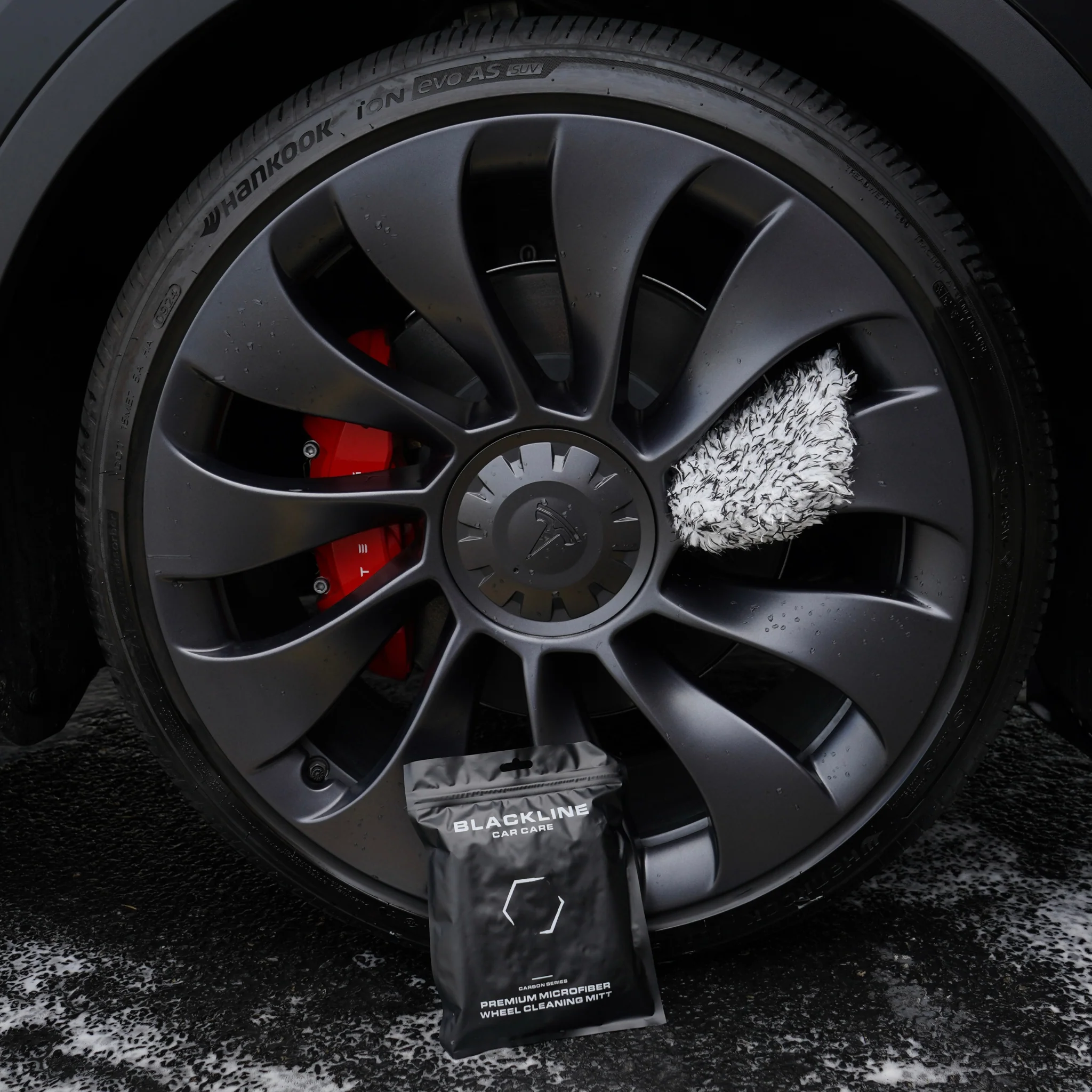 BLACKLINE® MICROFIBER WHEEL MITT - Image 12