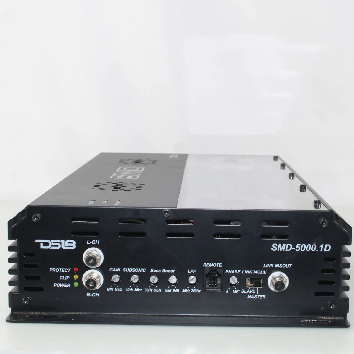 DS18 5K RMS 1-Ohm Stable Class D Mono Amplifier w/Voltmeter SMD-5000.1D OPEN BOX - Image 7
